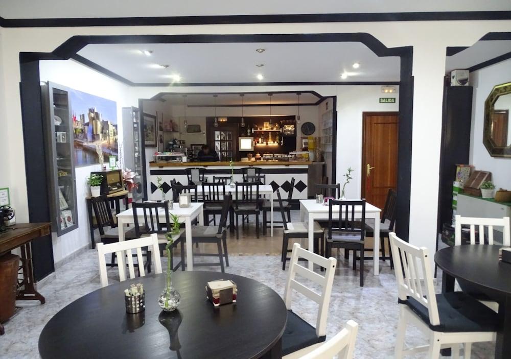 Arenal Suites Більбао Екстер'єр фото