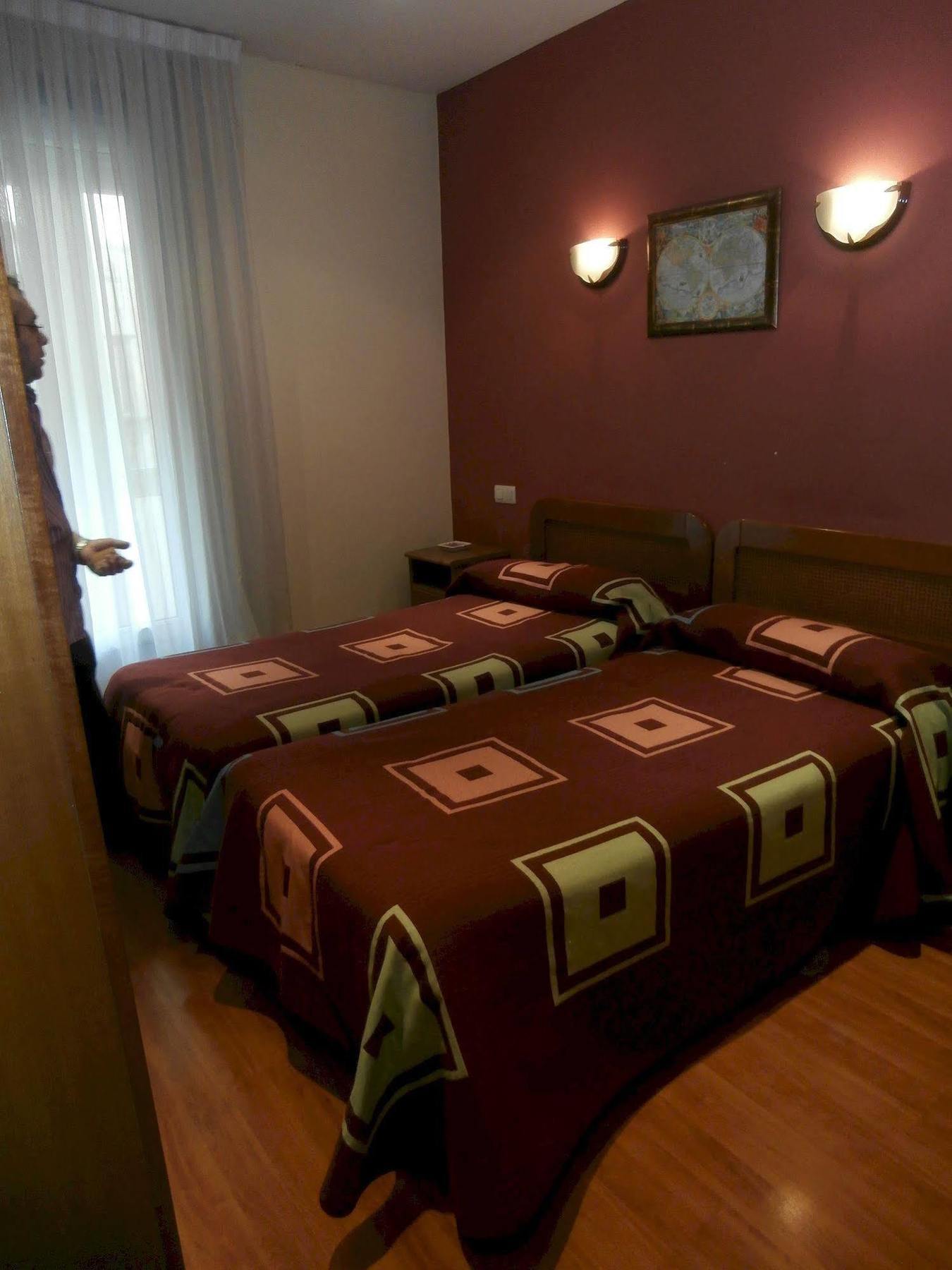 Arenal Suites Більбао Екстер'єр фото